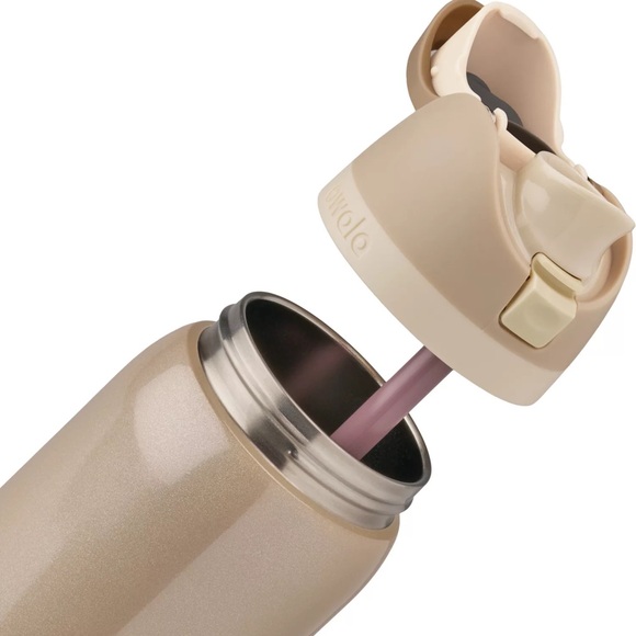 Owala 32 oz. FreeSip Stainless Steel Water Bottle - Holiday Magic - Picture 7 of 8